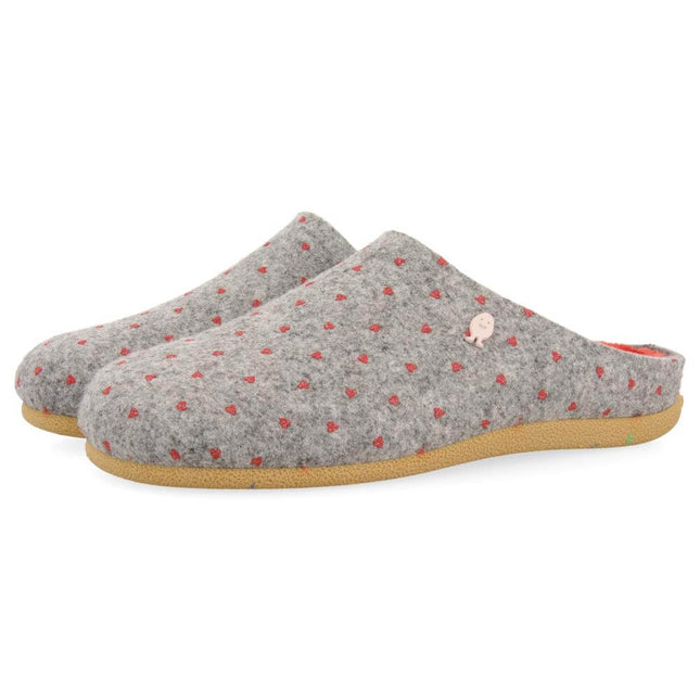 Women's house shoes with hittisau hearts