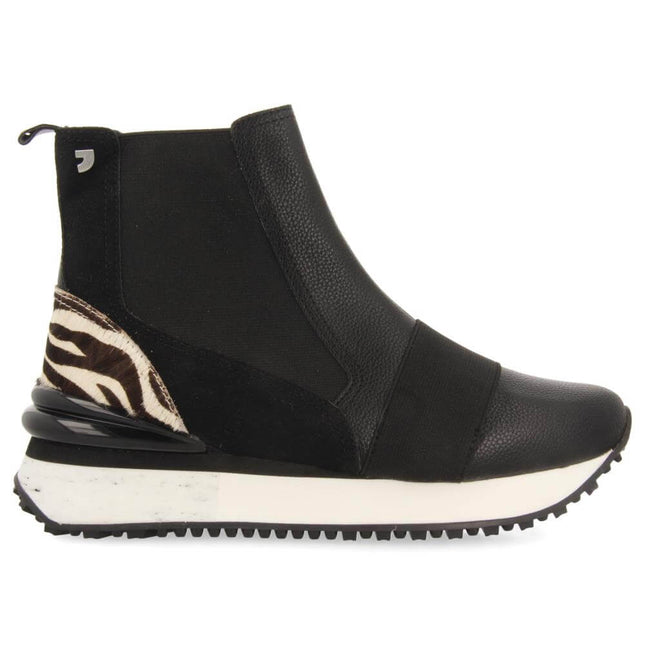Chelsea black ankle boots with Harbin zebra rear