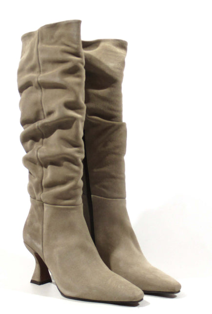 High suede boots with wrinkled cane