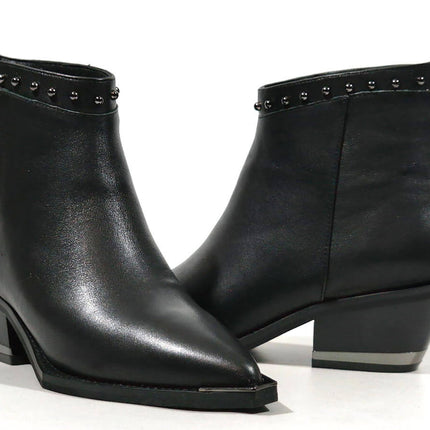 Black cowboy booties with low heel and rivets