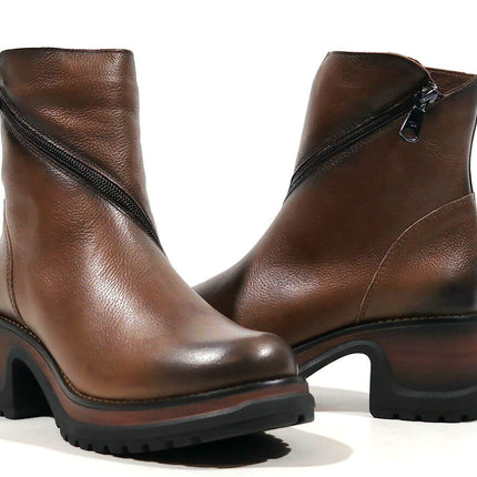 Brown booties with crossed zipper for women
