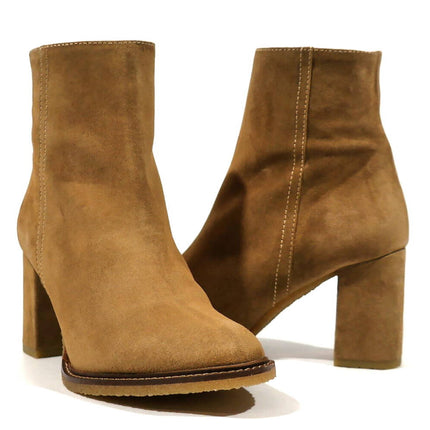 Color -colored serraje booties with 8 cms heel for women