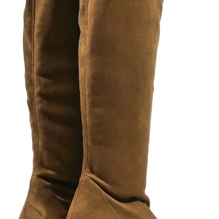 Botas altas en tejido elástico marrón con tacones de goma